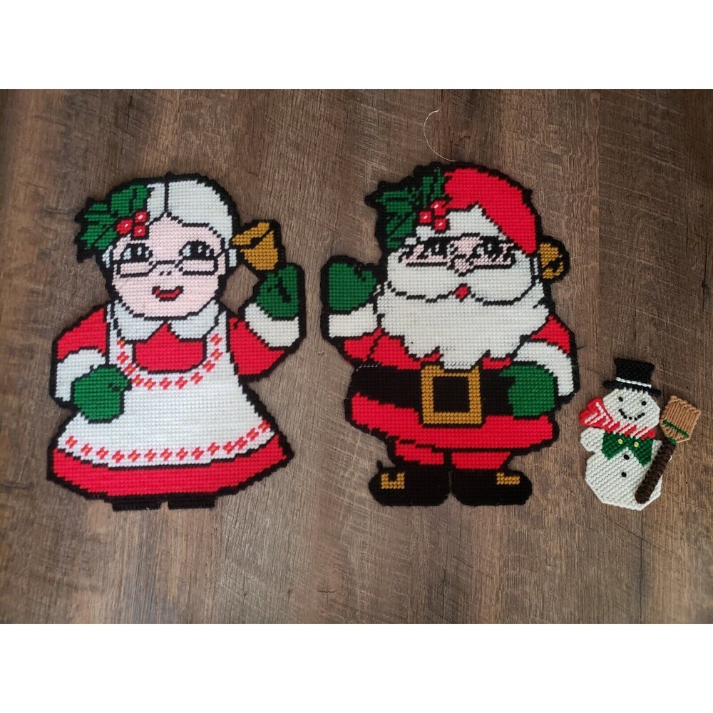 Vintage Christmas Mr & Mrs Claus Needlepoint Window Decorations